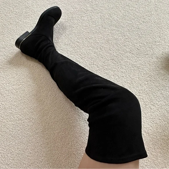 Classic Black Over-the-Knee Women's Boots - Slim Suede Look - Picture 6 of 6